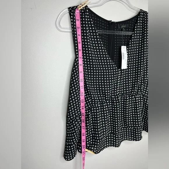 J. CREW - NWT - black & white peplum w/ stars,deep v-neck, ruffled top. Size 10. - Picture 5 of 9